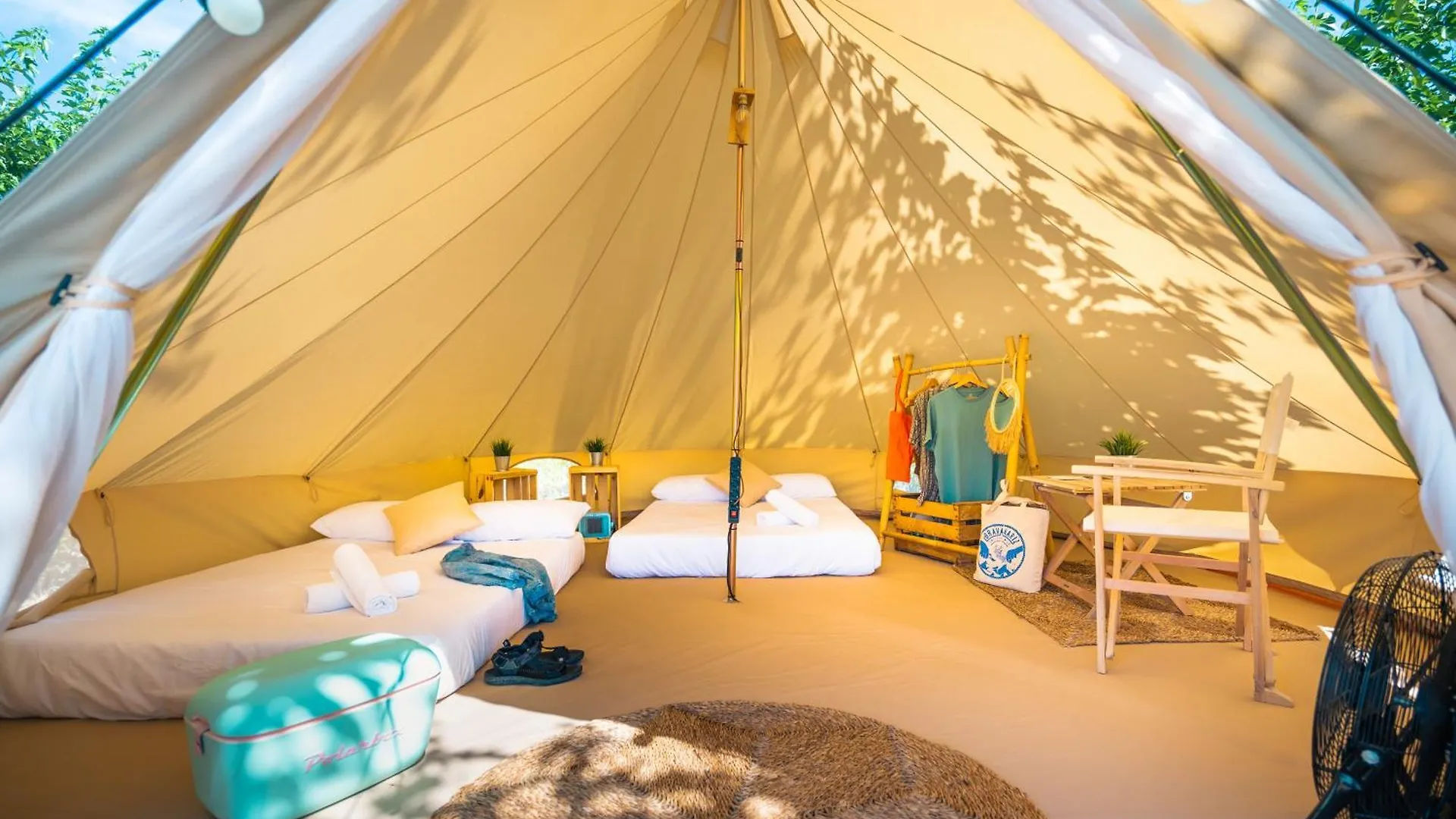 Luxury tent Kampaoh Platja D'Aro Hotel